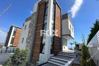 4 Bedroom Detached house in Parekklisia (Limassol) to rent 