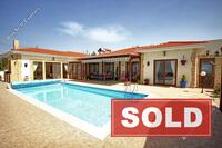 3 Bedroom Bungalow · Kathikas (Paphos) for sale 