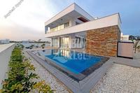 4 Bedroom Detached house in Geroskipou Plage (Paphos) for sale 