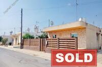 2 Bedroom Bungalow · Achna (Famagusta) for sale 