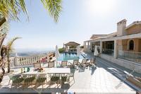 6 Bedroom Detached house in Kathikas (Paphos) to rent 