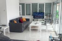 3 Bedroom Penthouse in Neapolis (Limassol) for sale 