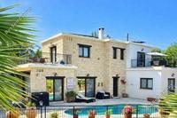 4 Bedroom Detached house in Mesogi (Paphos) for sale 