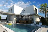 5 Bedroom Detached house · Latsia (Nicosia) for sale 