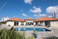 4 Bedroom Bungalow · Sea Caves Peyia (Paphos) for sale 