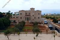 7 Bedroom Detached house in Sea Caves Peyia (Paphos) for sale 