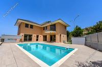 4 Bedroom Detached house in Parekklisia (Limassol) for sale 