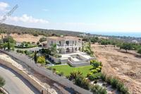 4 Bedroom Detached house in Saint George Peyia (Paphos) for sale 