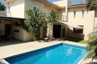 4 Bedroom Detached house · Agios Athanasios (Limassol) for sale 