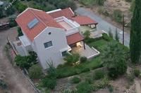 4 Bedroom Detached house in Agia Marina Xyliatou (Nicosia) for sale 