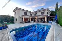 5 Bedroom Detached house · Makedonitissa (Nicosia) to rent 