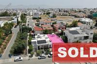 5 Bedroom Semi-detached bungalow in Strovolos (Nicosia) for sale 