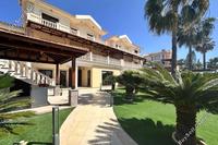 5 Bedroom Detached house in Parekklisia (Limassol) to rent 