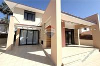 3 Bedroom Detached house in Dekeleia (Larnaca) for sale 
