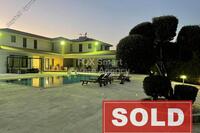 6 Bedroom Detached house in Dromolaxia (Larnaca) for sale 