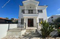 4 Bedroom Detached house in Kamares Larnaca (Larnaca) for sale 