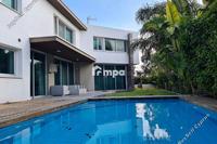 4 Bedroom Detached house in Pano Lakatamia (Nicosia) for sale 