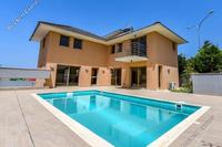 4 Bedroom Detached house in Pyrgos Limassol (Limassol) for sale 