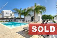 3 Bedroom Detached house in Agia Thekla (Famagusta) for sale 