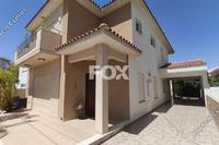 3 Bedroom Semi-detached house in Linopetra (Limassol) to rent 