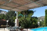 4 Bedroom Detached house in Pera Pedi (Limassol) to rent 