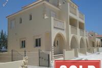2 Bedroom End town house · Vrysoulles (Famagusta) for sale 
