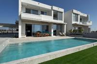 4 Bedroom Detached house · Pervolia (Larnaca) to rent 