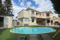 5 Bedroom Detached house in Aradippou (Larnaca) for sale 