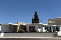 5 Bedroom Bungalow · Dromolaxia (Larnaca) for sale 