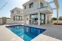 5 Bedroom Detached house in Pernera (Famagusta) for sale 