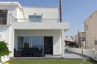 3 Bedroom Semi-detached house in Pervolia (Larnaca) to rent 