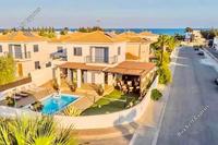 2 Bedroom Semi-detached house in Pervolia (Larnaca) to rent 
