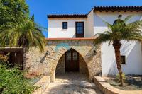 4 Bedroom Detached house · Pano Akourdalia (Paphos) to rent 
