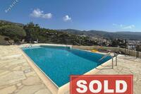 2 Bedroom Apartment in Peyia (Paphos) for sale 
