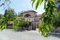 8 Bedroom Detached house · Moniatis (Limassol) for sale 