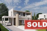 3 Bedroom Detached house in Saint George Peyia (Paphos) for sale 