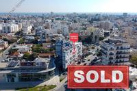 2 Bedroom Apartment · Faneromeni (Larnaca) for sale 