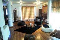 7 Bedroom Detached house in Mesa Gitonia (Limassol) for sale 