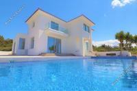 4 Bedroom Detached house in Sea Caves Peyia (Paphos) for sale 
