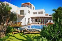 4 Bedroom Detached house in Geroskipou (Paphos) for sale 