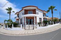4 Bedroom Detached house in Oroklini (Larnaca) to rent 