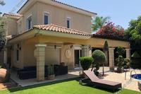 4 Bedroom Detached house in Potamos Germasogeias (Limassol) for sale 