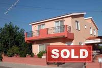 4 Bedroom Detached house · Geroskipou (Paphos) for sale 
