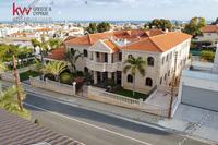 6 Bedroom Detached house in Oroklini (Larnaca) for sale 