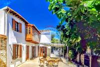 3 Bedroom Detached house in Agia Fyla (Limassol) to rent 