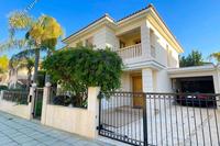 4 Bedroom Detached house in Strovolos (Nicosia) for sale 