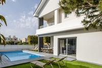 3 Bedroom Detached house in Pervolia (Larnaca) to rent 