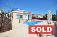 2 Bedroom Bungalow · Tala (Paphos) for sale 