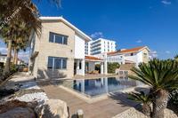 4 Bedroom Detached house in Dekeleia (Larnaca) for sale 