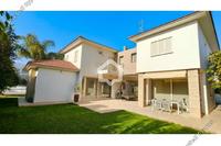 4 Bedroom Detached house in Strovolos (Nicosia) for sale 